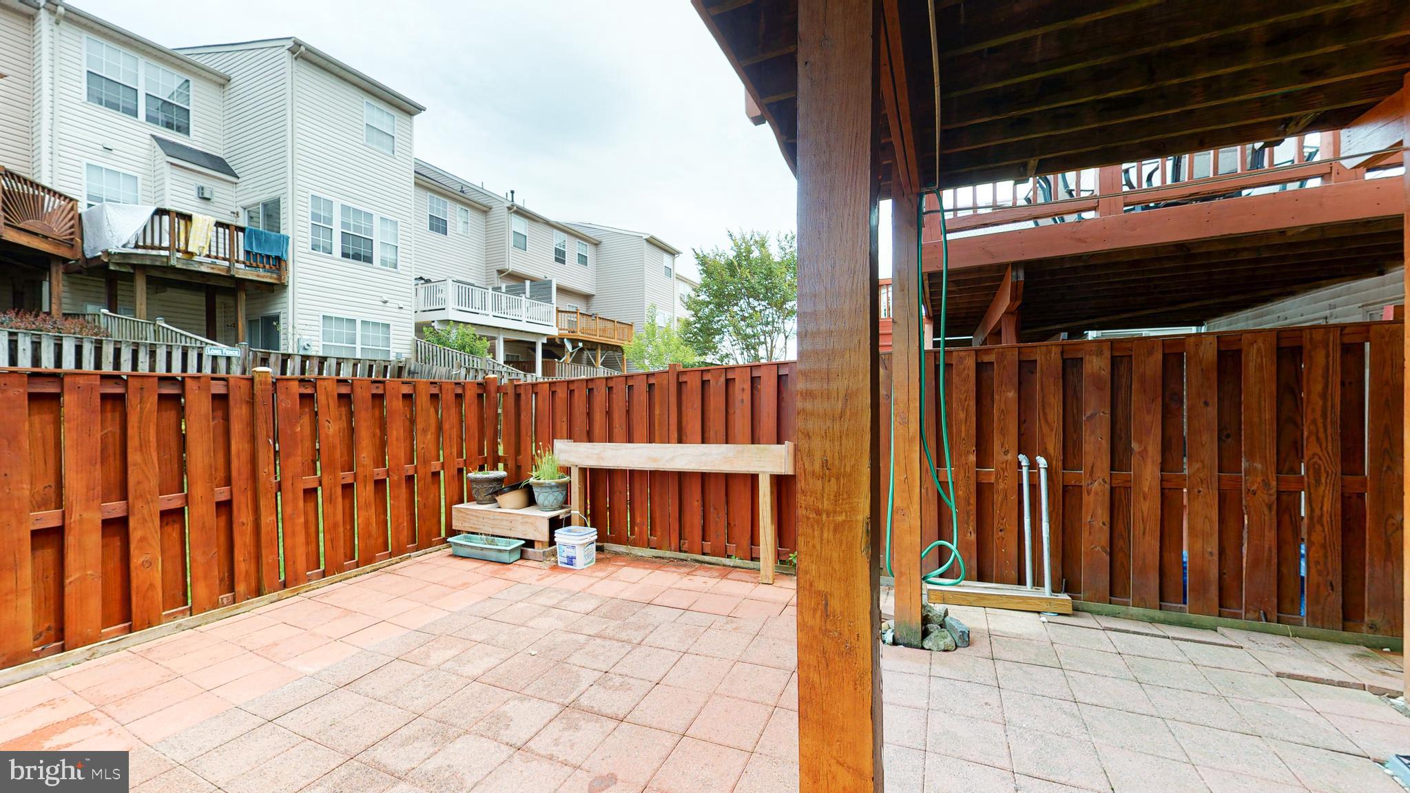 MCNAIR FARMS LANDBAY - Residential