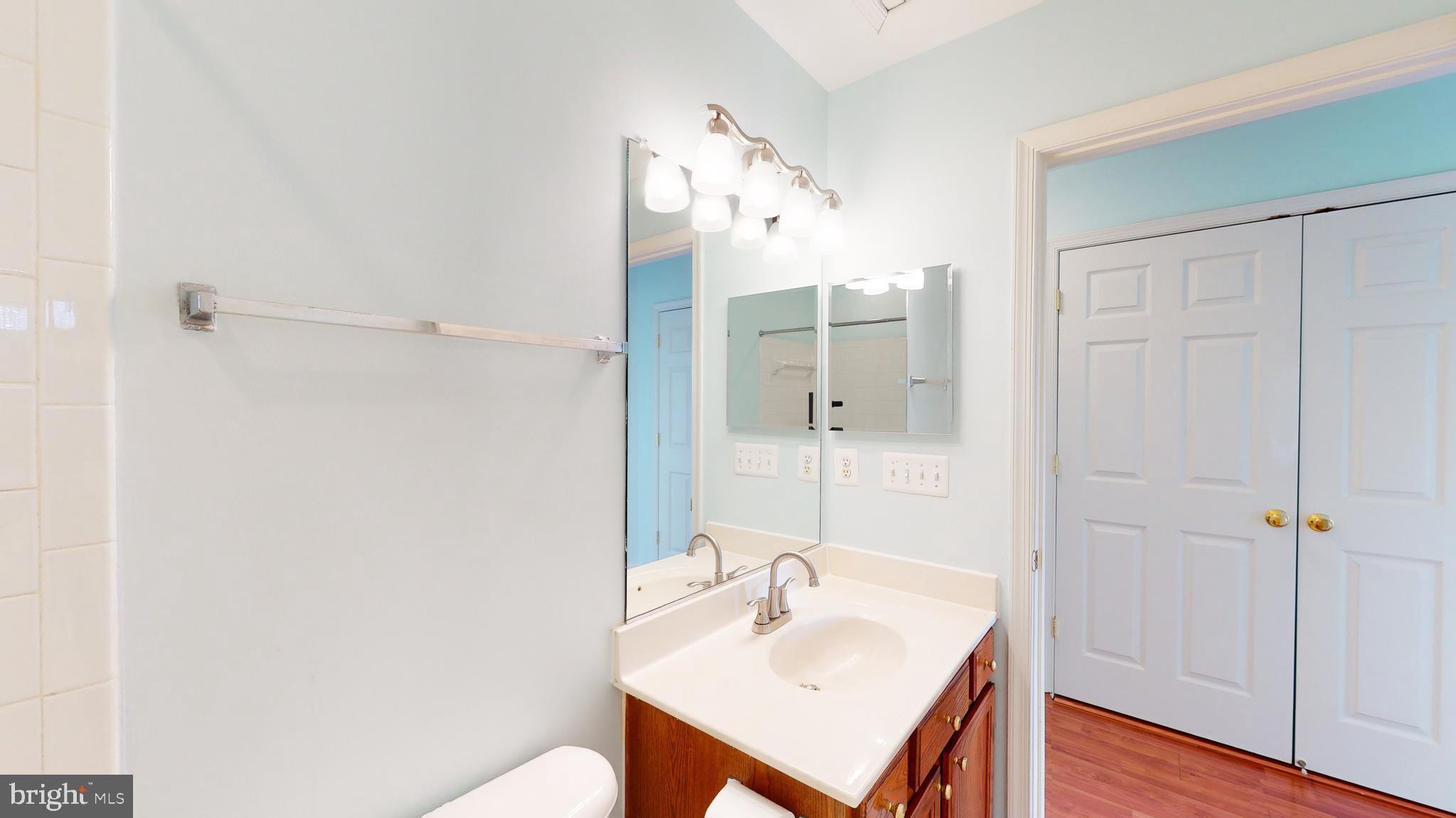 MCNAIR FARMS LANDBAY - Residential