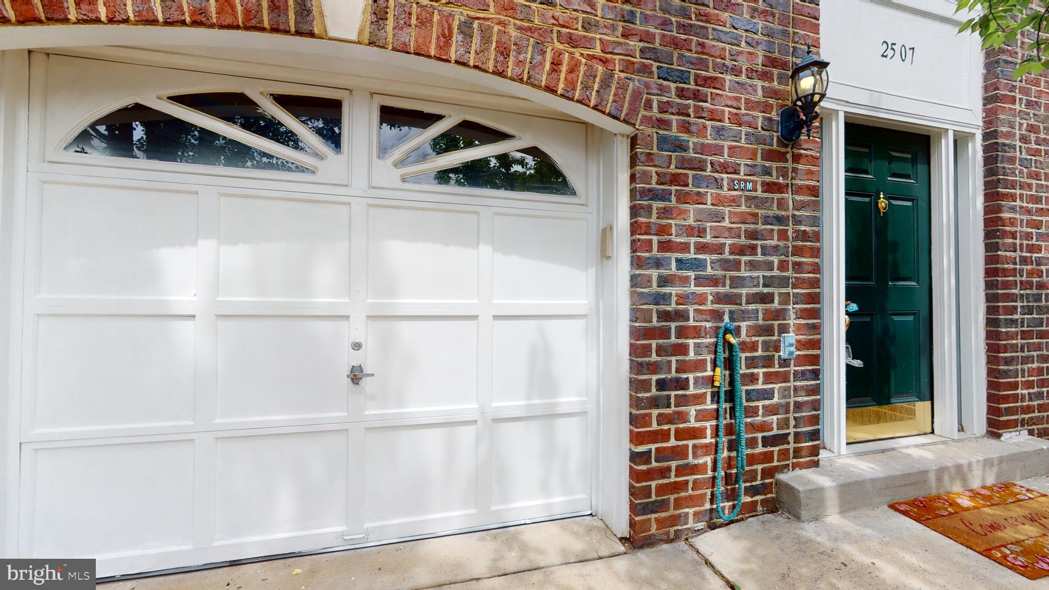 MCNAIR FARMS LANDBAY - Residential