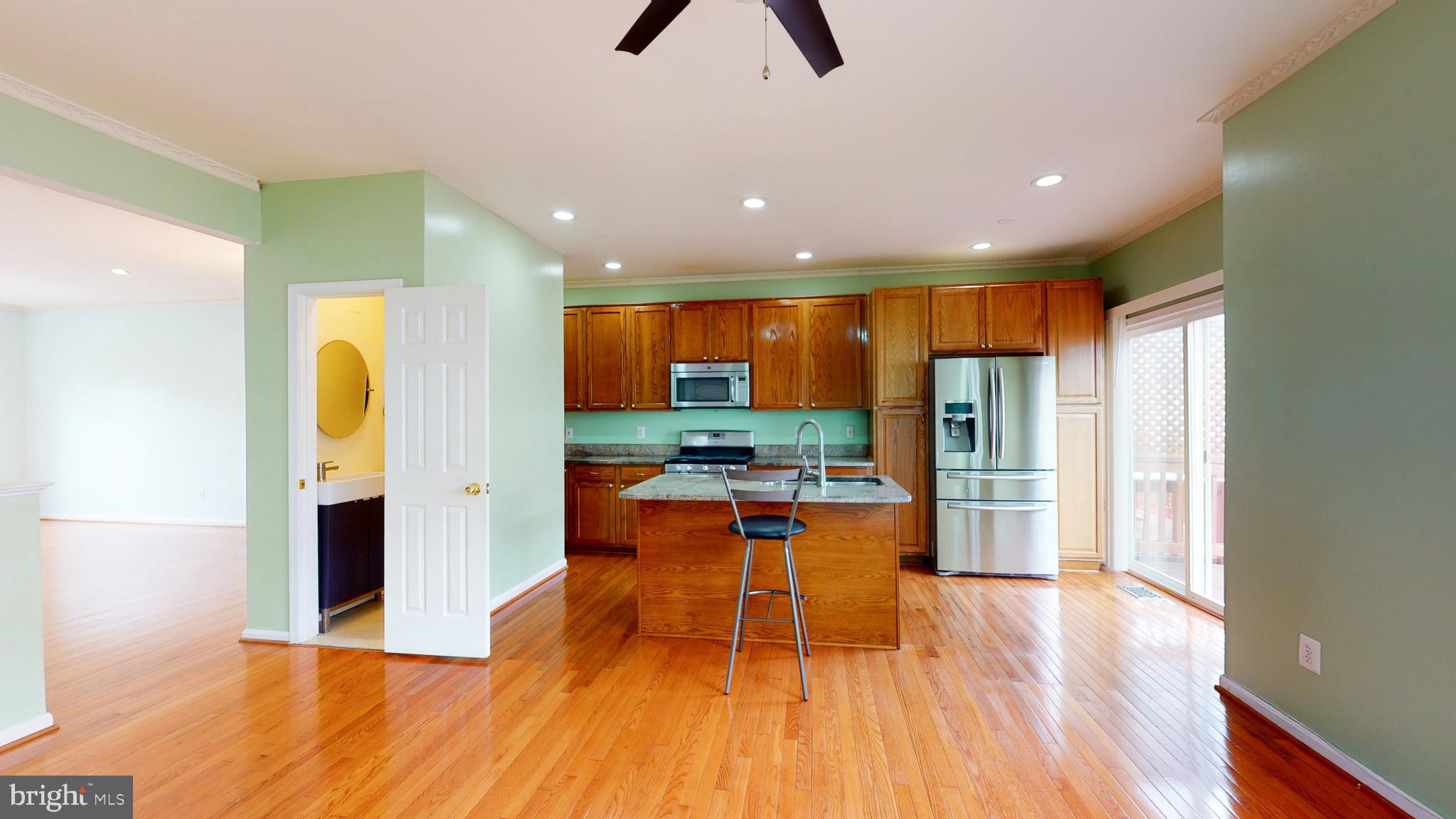 MCNAIR FARMS LANDBAY - Residential