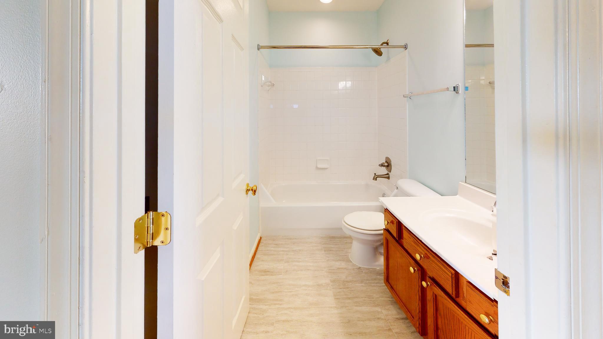 MCNAIR FARMS LANDBAY - Residential