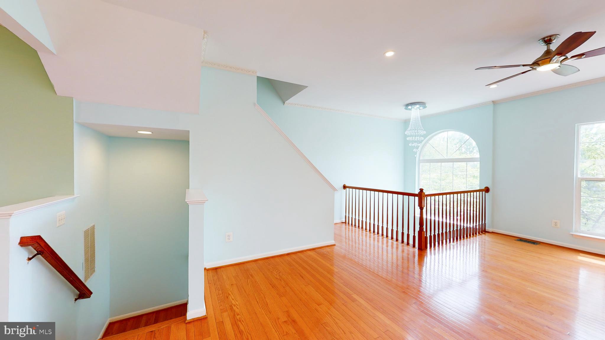 MCNAIR FARMS LANDBAY - Residential