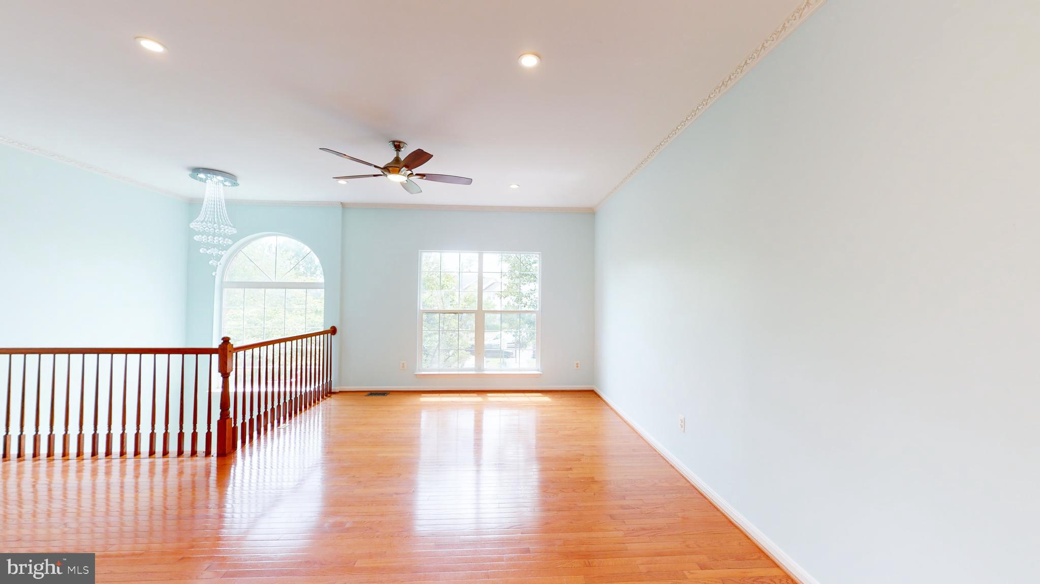 MCNAIR FARMS LANDBAY - Residential