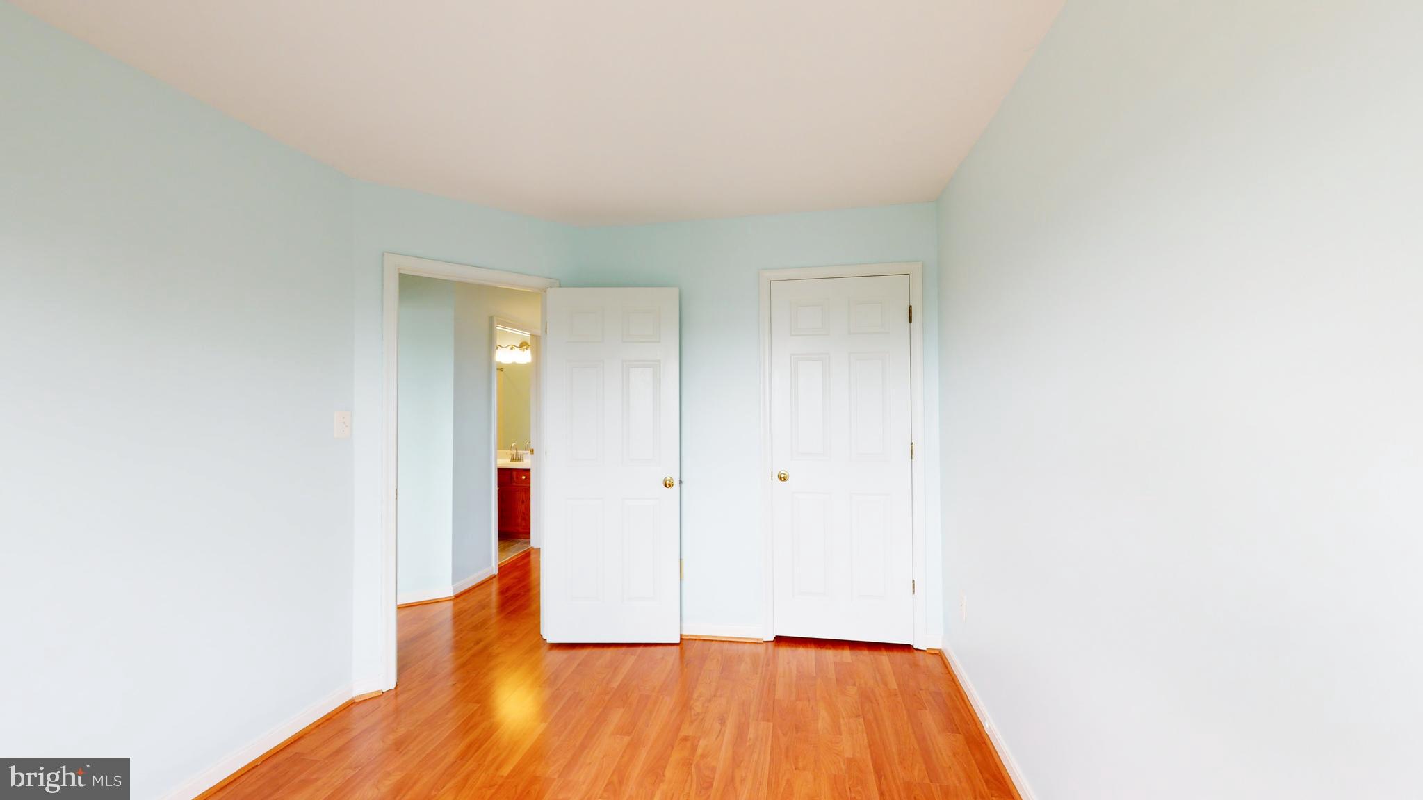 MCNAIR FARMS LANDBAY - Residential