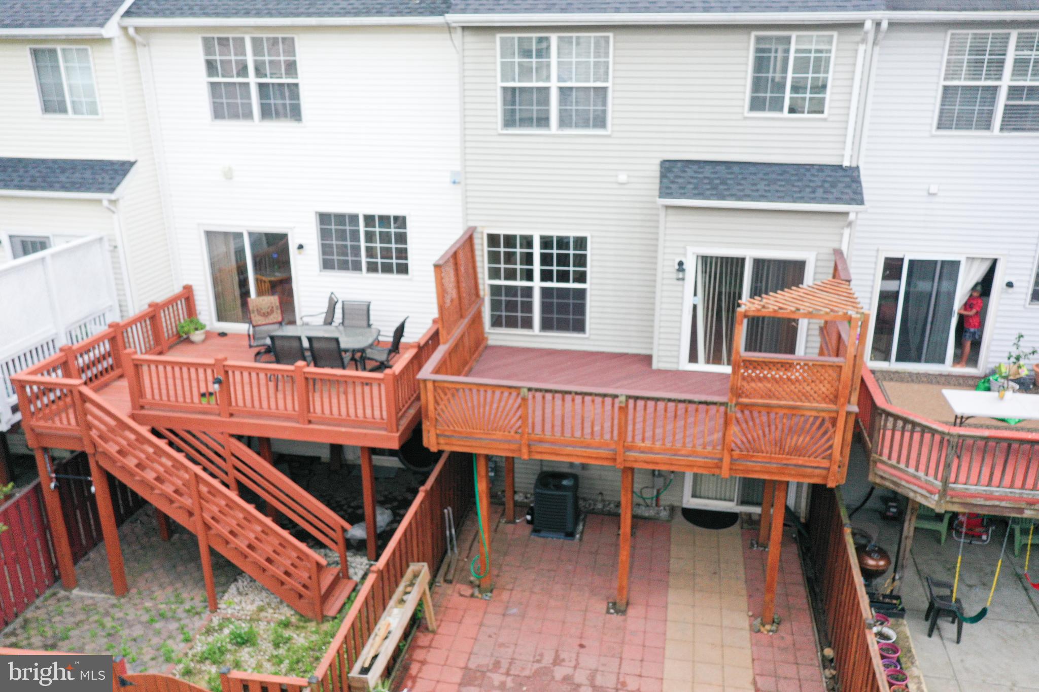 MCNAIR FARMS LANDBAY - Residential