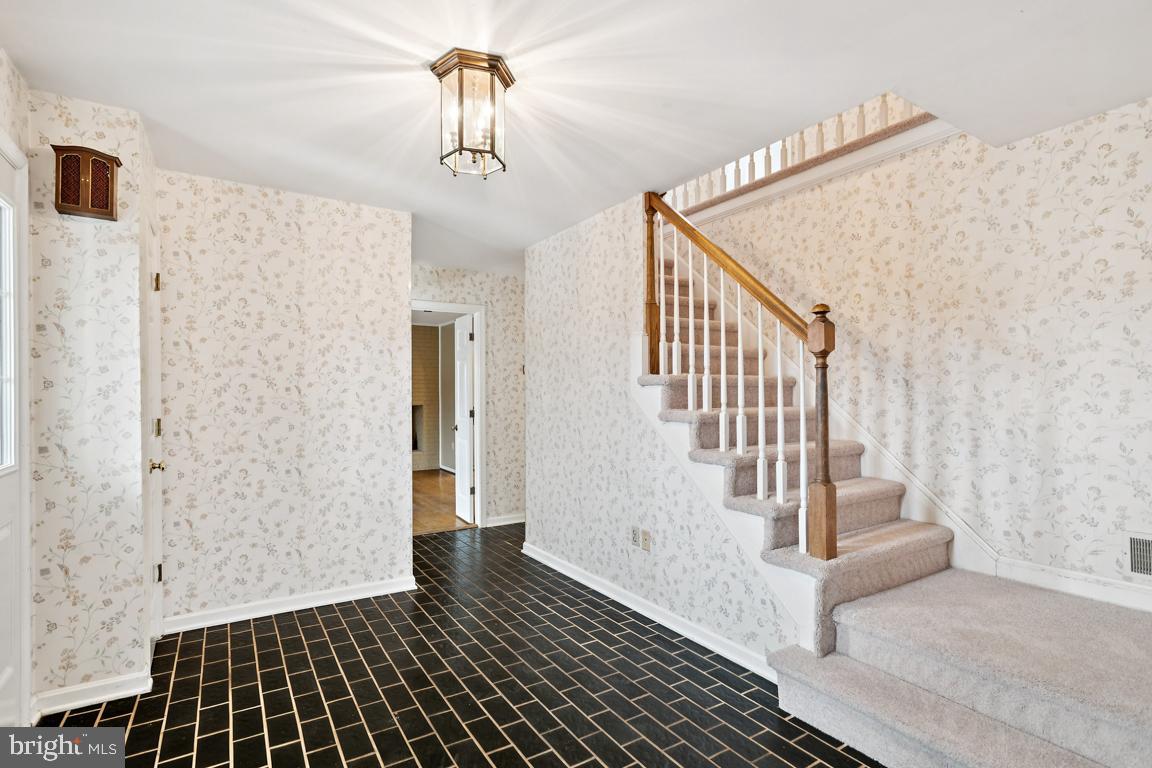 WATERLOO FARMS - Residential