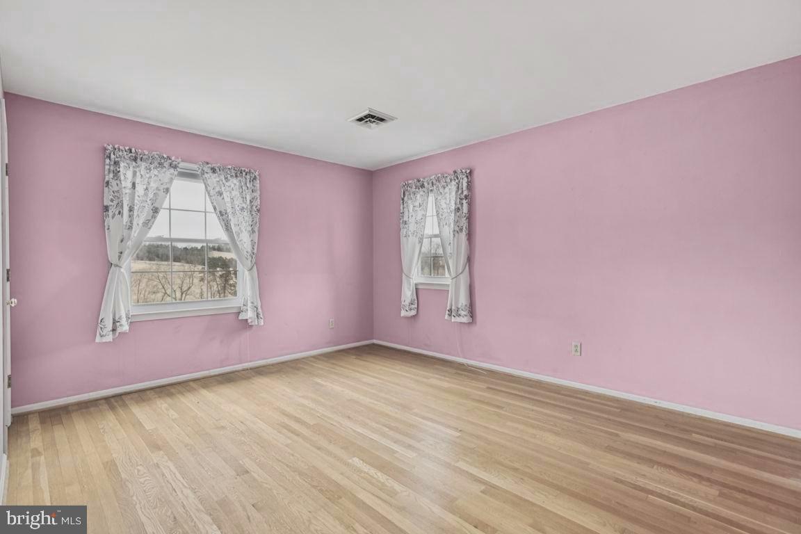 WATERLOO FARMS - Residential