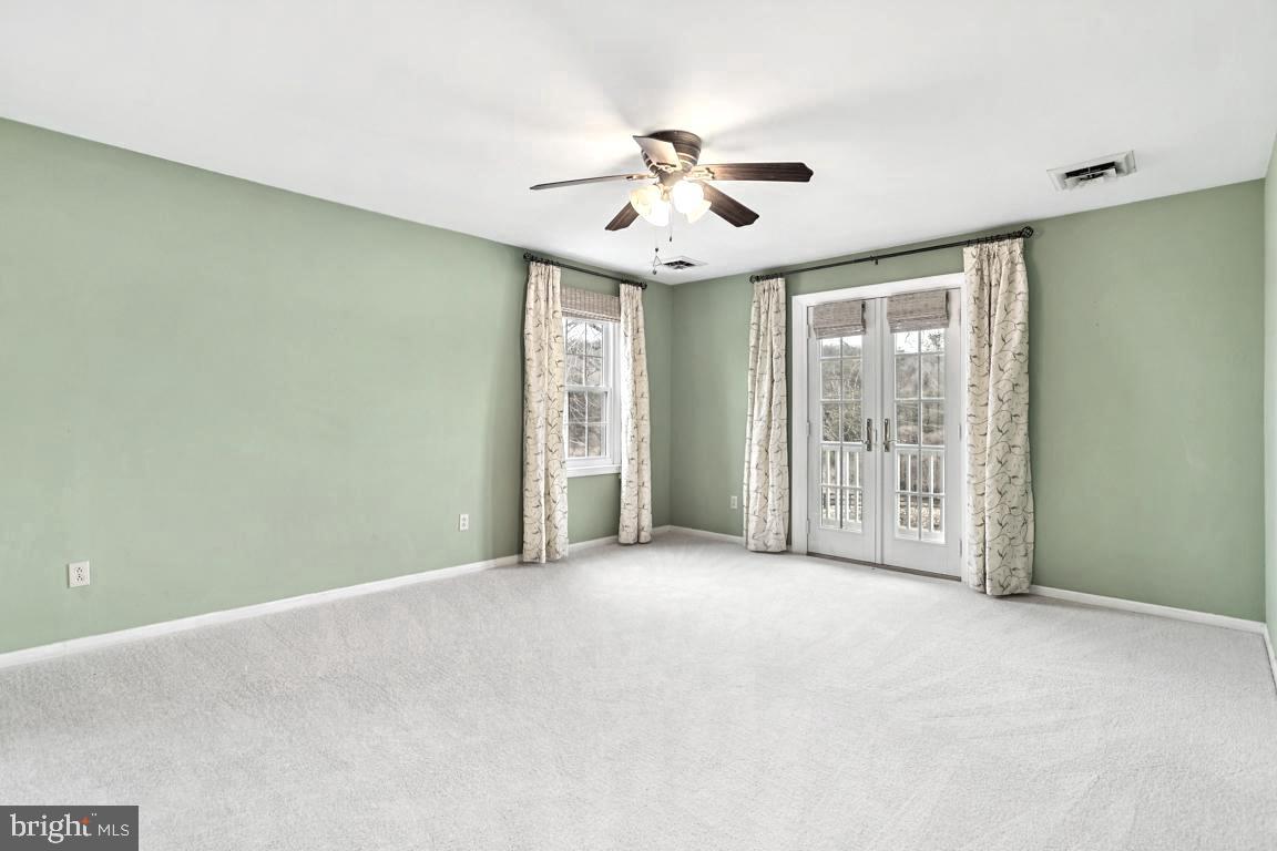 WATERLOO FARMS - Residential