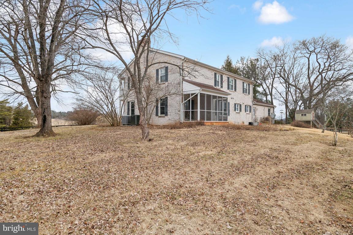 WATERLOO FARMS - Residential