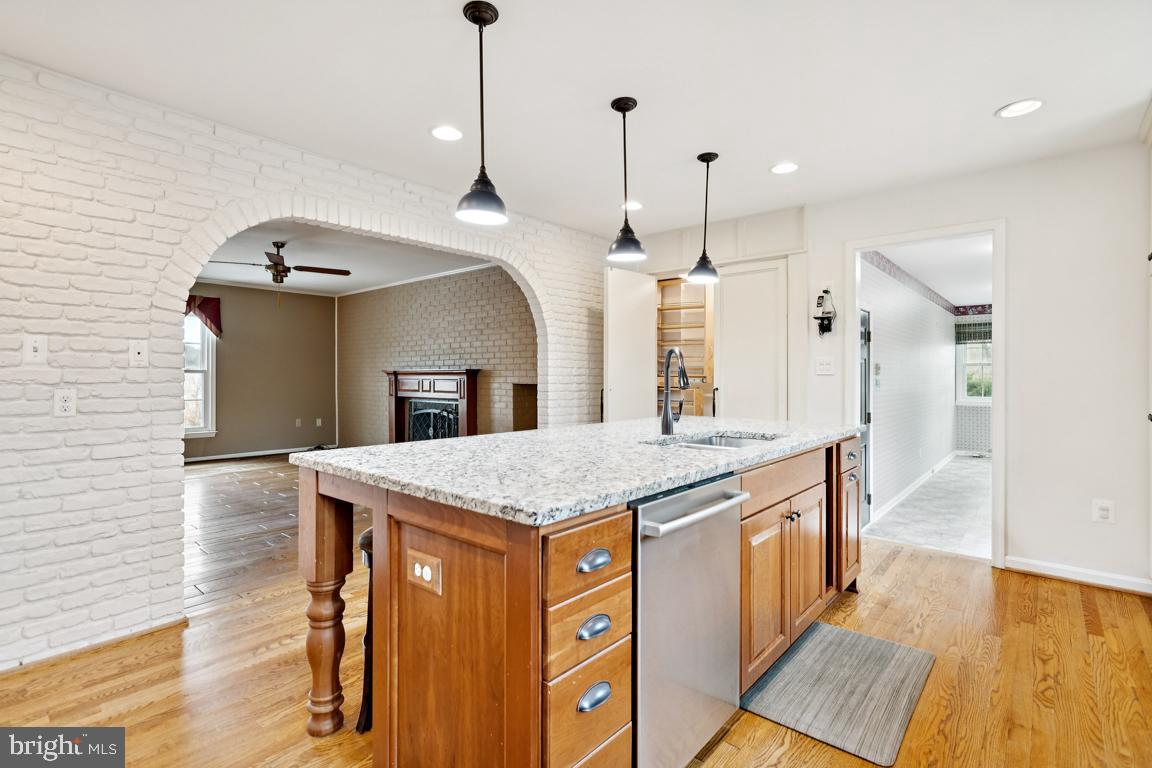 WATERLOO FARMS - Residential