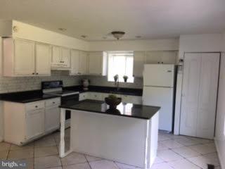 REFLECTION LAKE - Residential