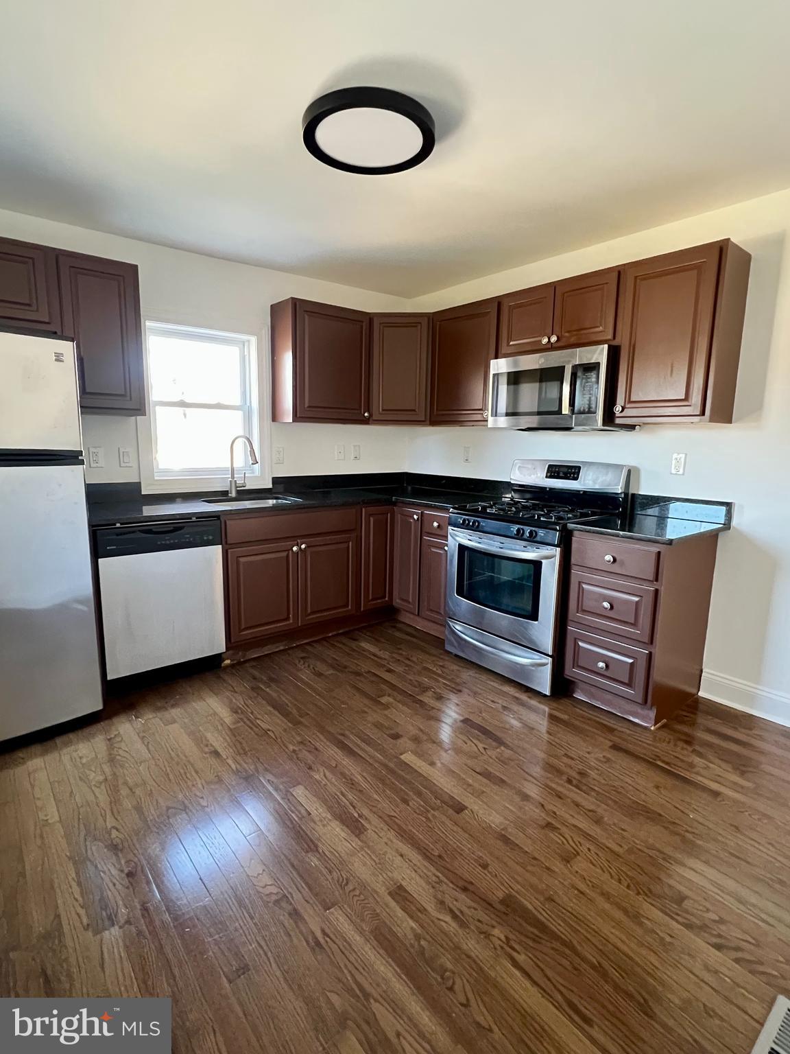 PHELPS ADDN TO FORESTVIL - Residential