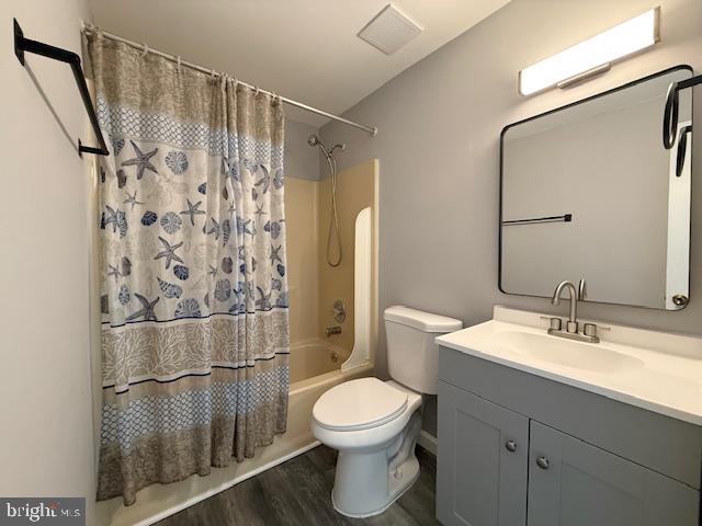 MARINE OAKS VILLAGE - Residential