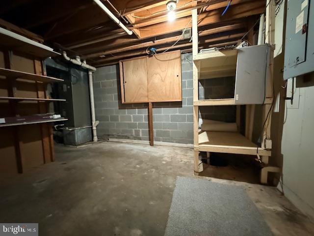 MARINE OAKS VILLAGE - Residential