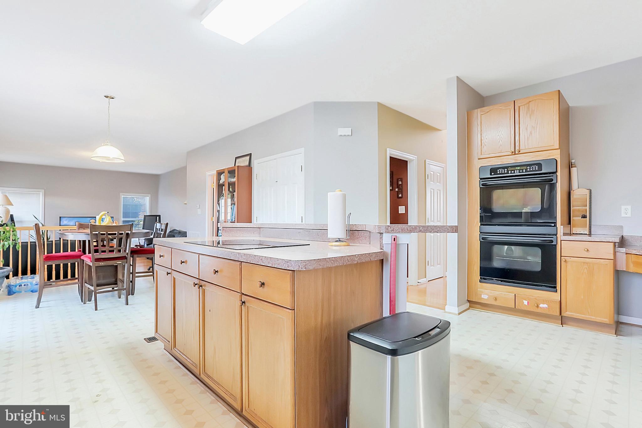 SPRUCE HILL ESTATES - Residential