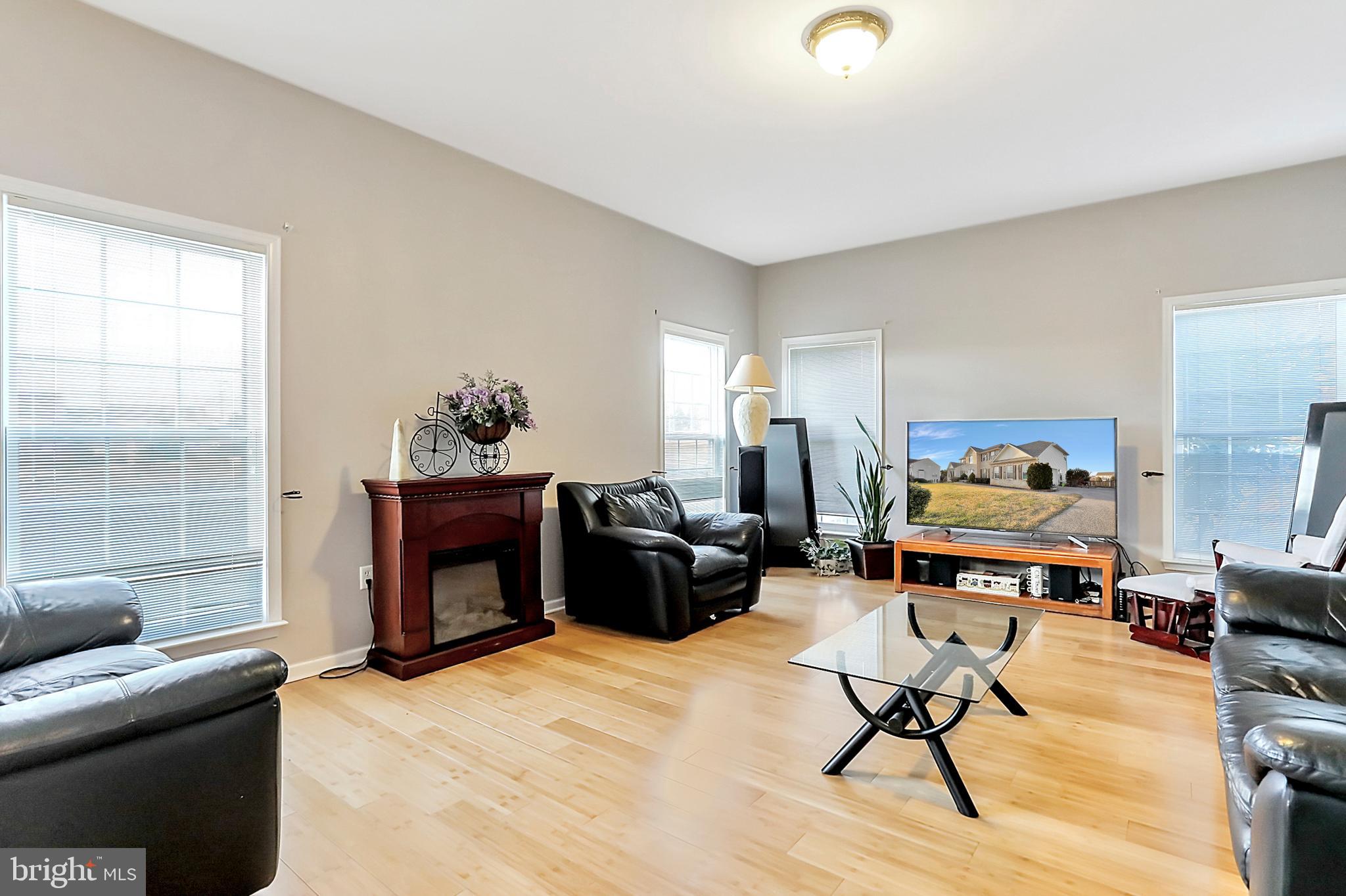 SPRUCE HILL ESTATES - Residential