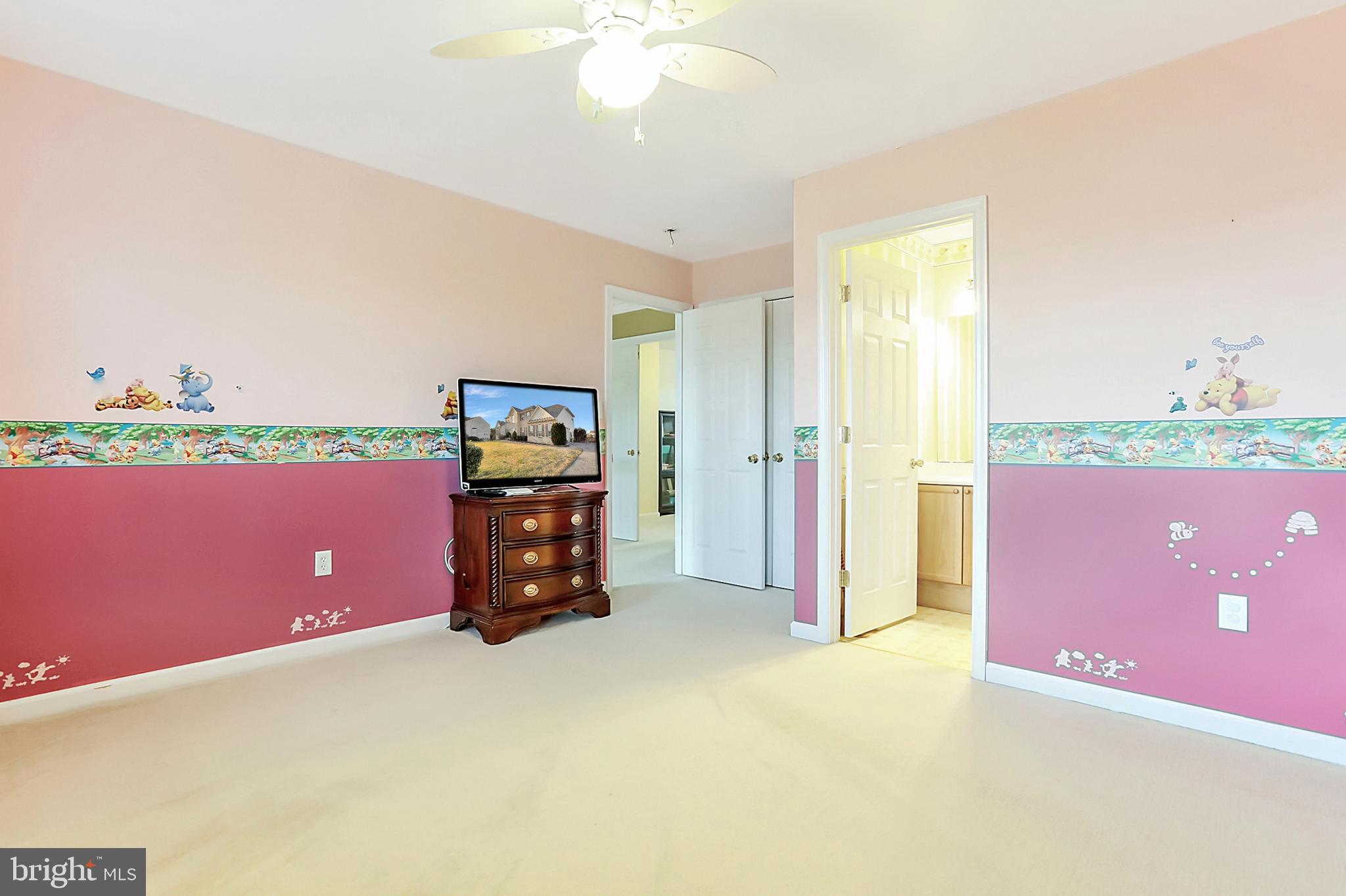 SPRUCE HILL ESTATES - Residential