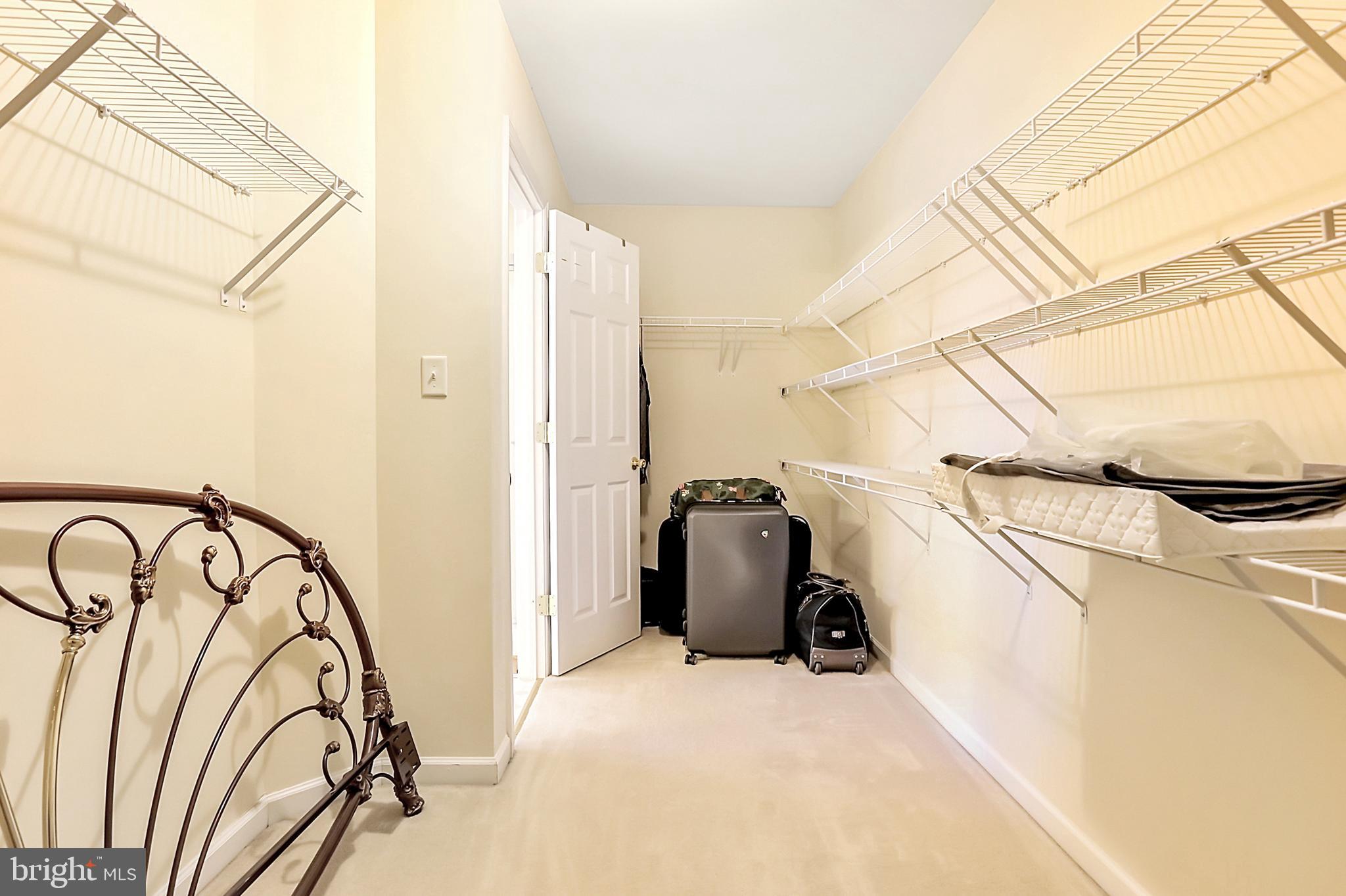 SPRUCE HILL ESTATES - Residential