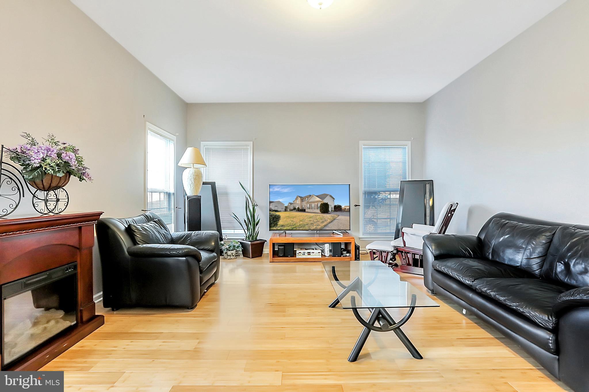 SPRUCE HILL ESTATES - Residential