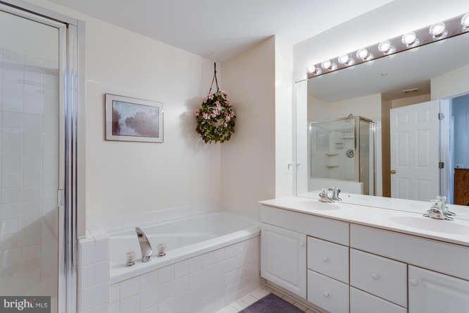 THE CROSSINGS - Residential