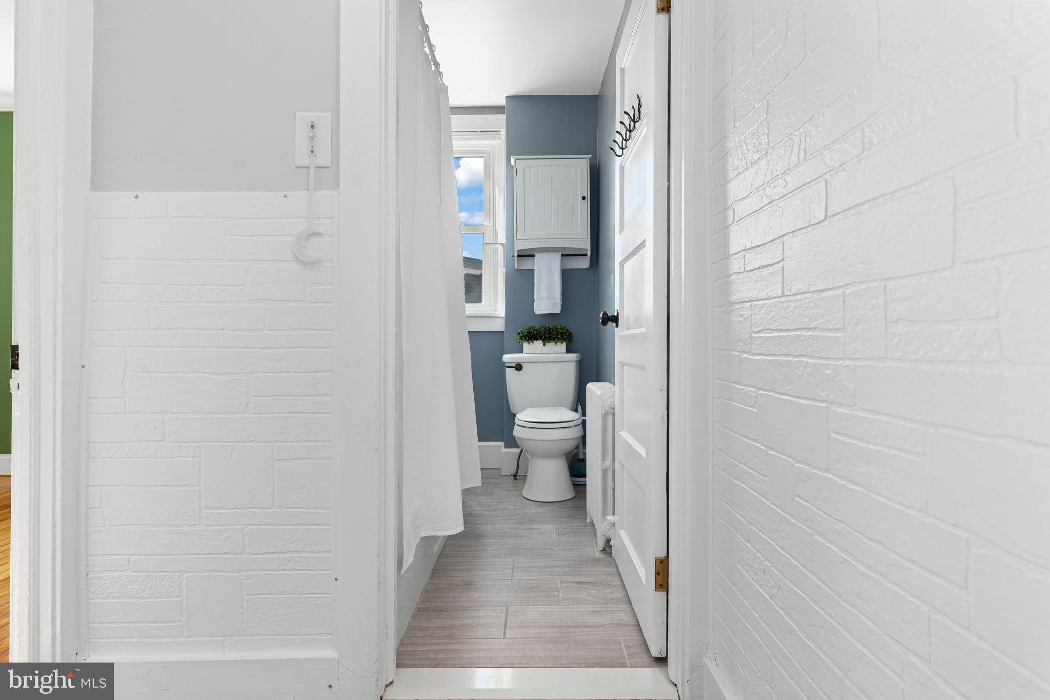 BRYN MAWR - Residential