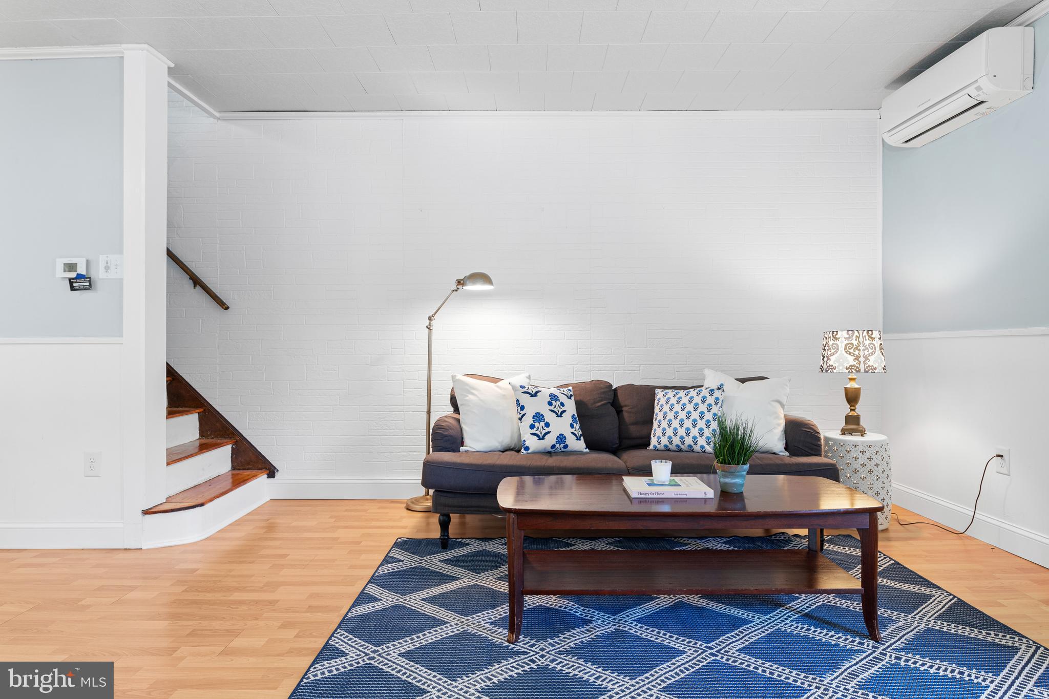 BRYN MAWR - Residential