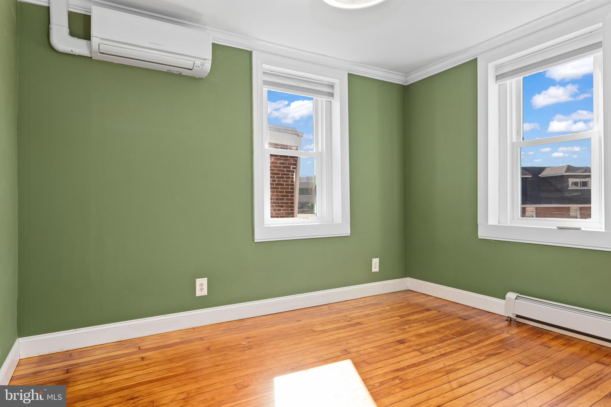 BRYN MAWR - Residential