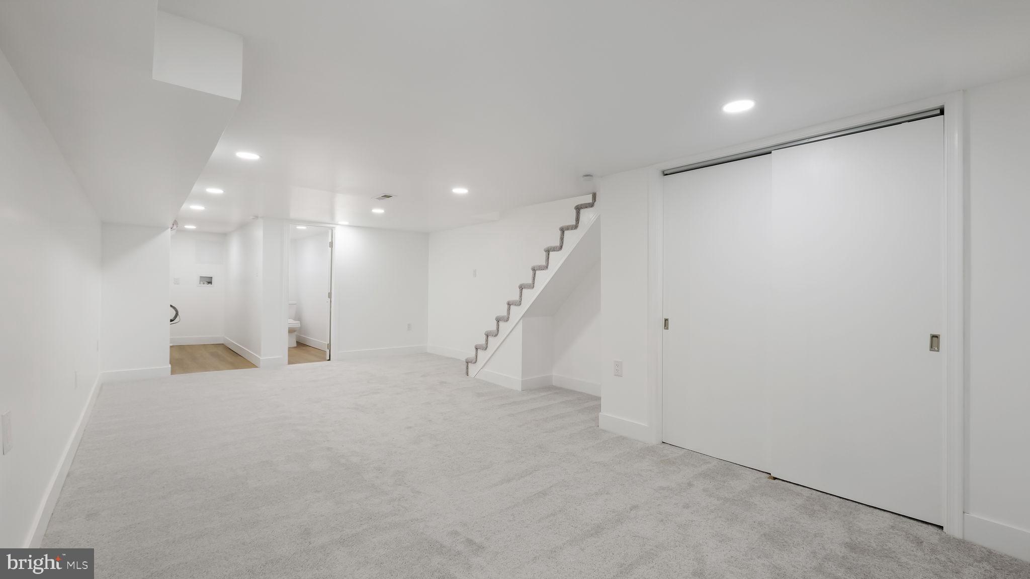 WYNNEFIELD HEIGHTS - Residential