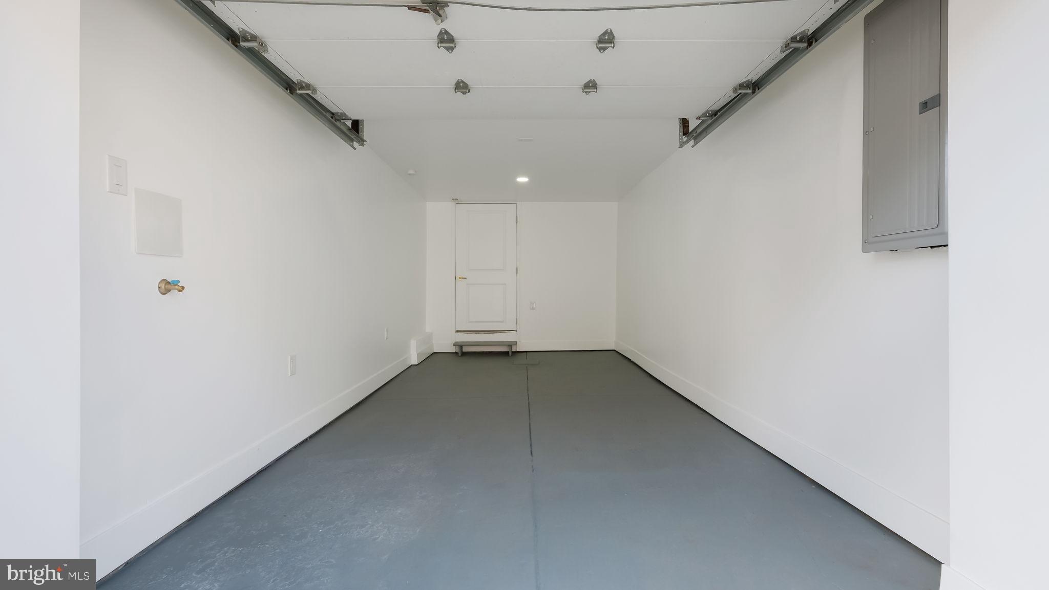 WYNNEFIELD HEIGHTS - Residential