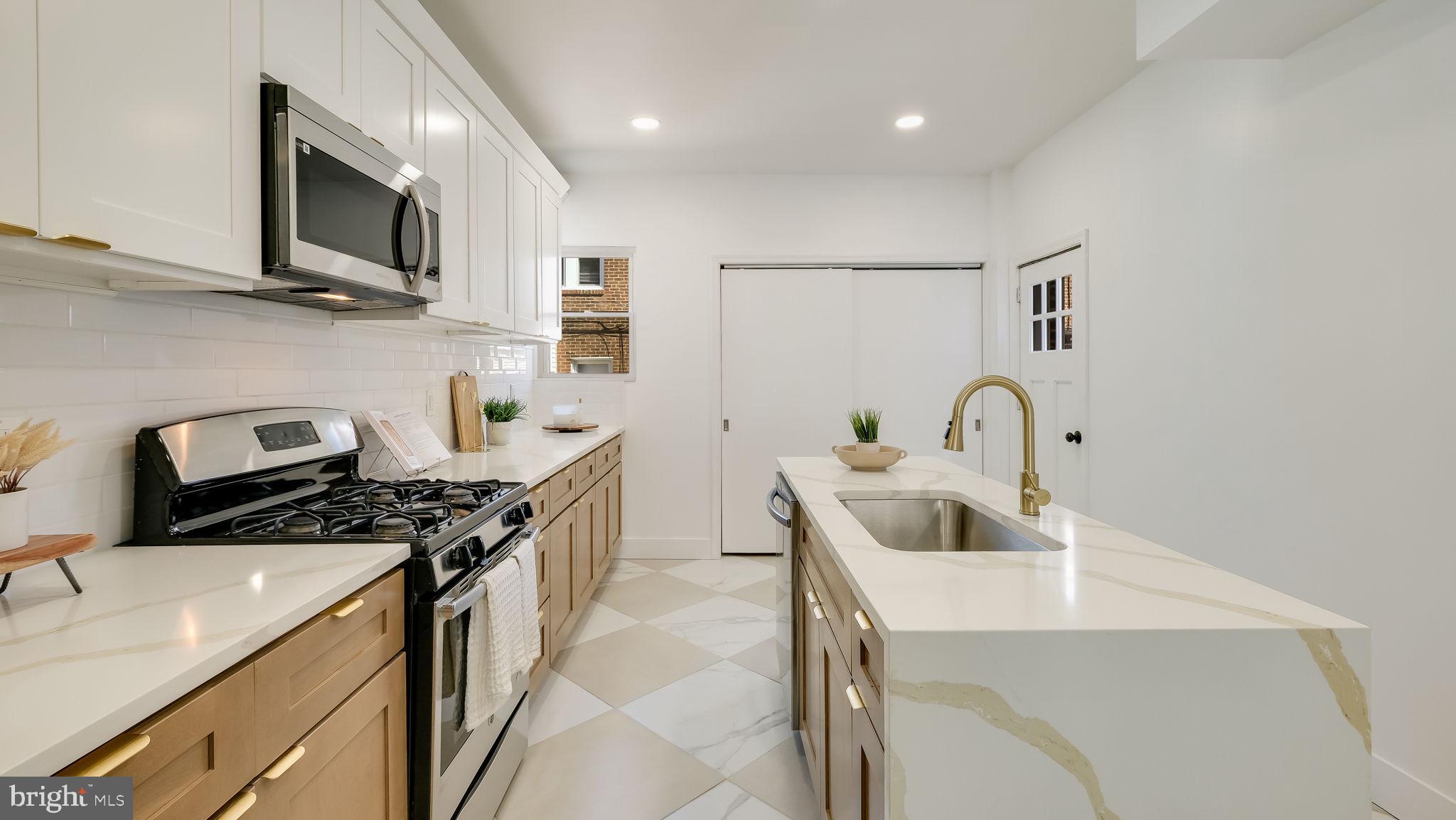 WYNNEFIELD HEIGHTS - Residential