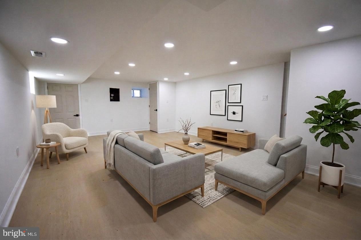 STONEHURST - Residential