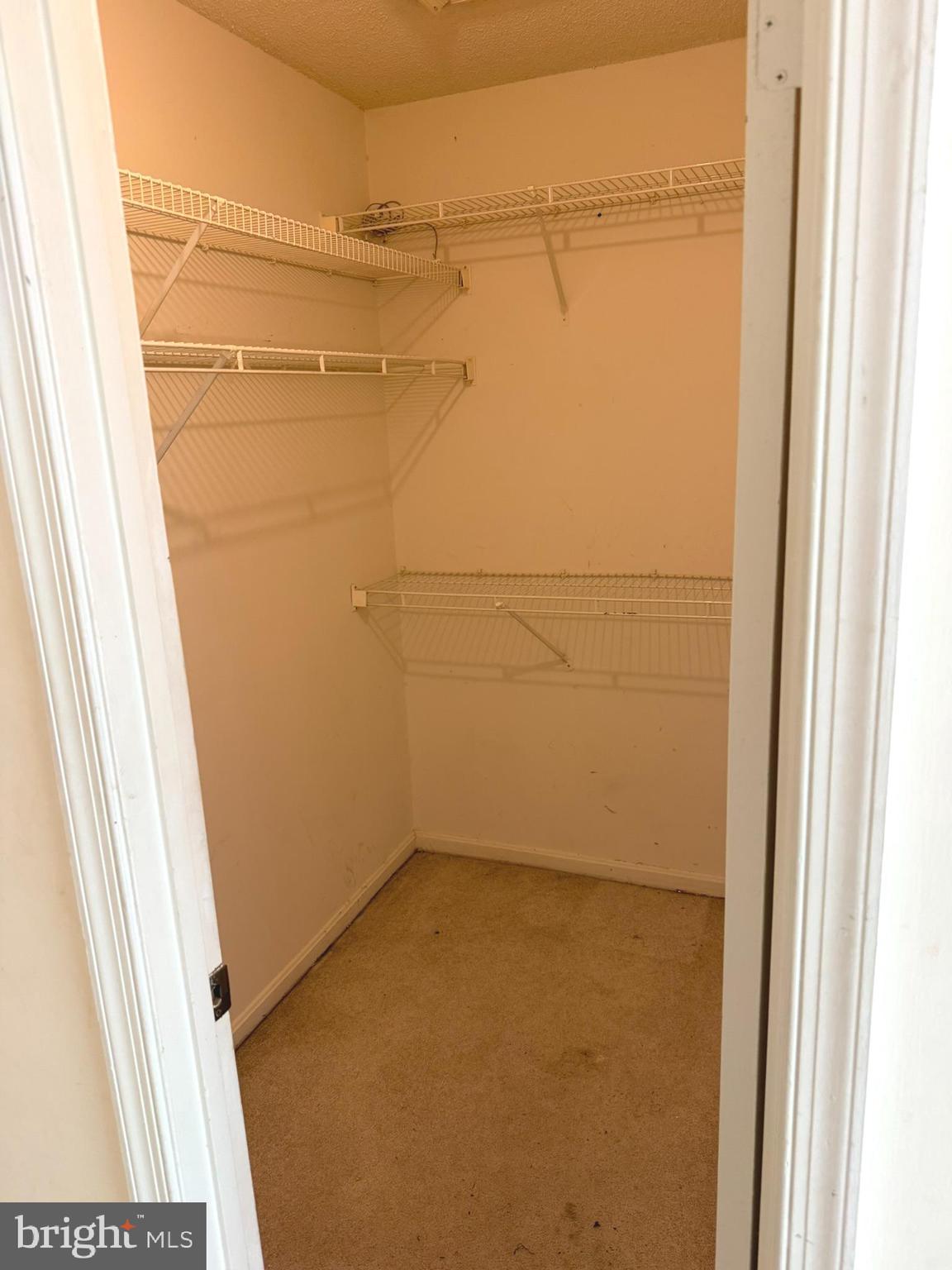 MAYFAIR - Residential