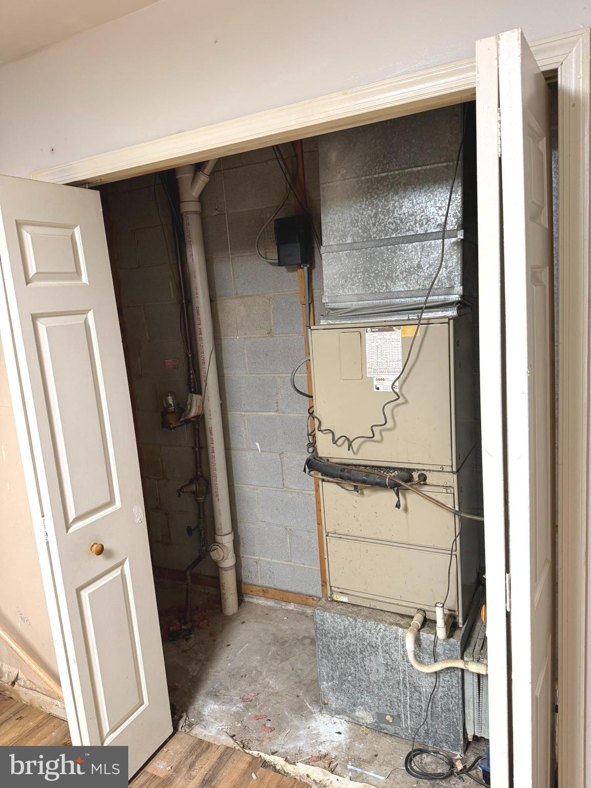 MAYFAIR - Residential