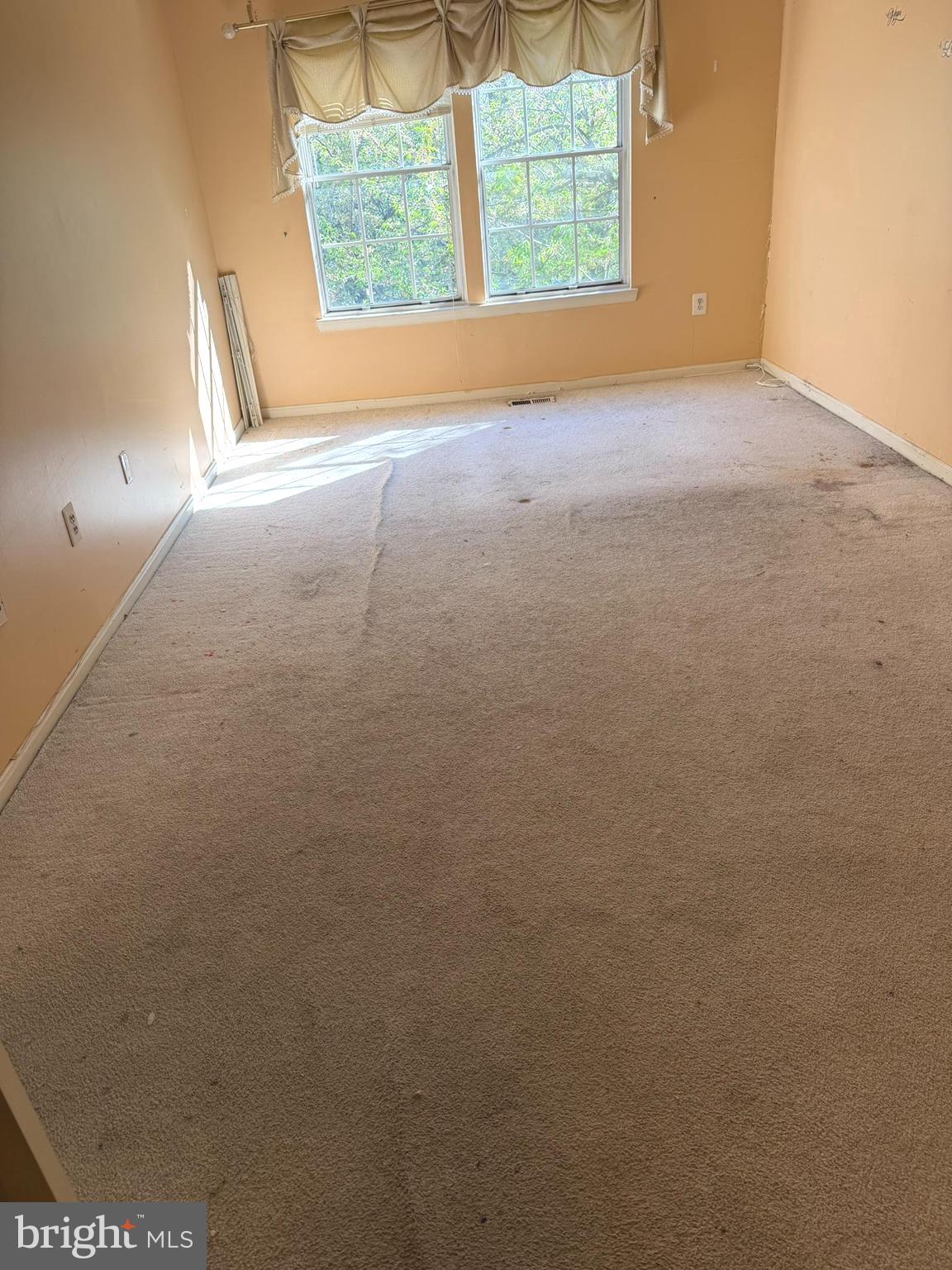 MAYFAIR - Residential