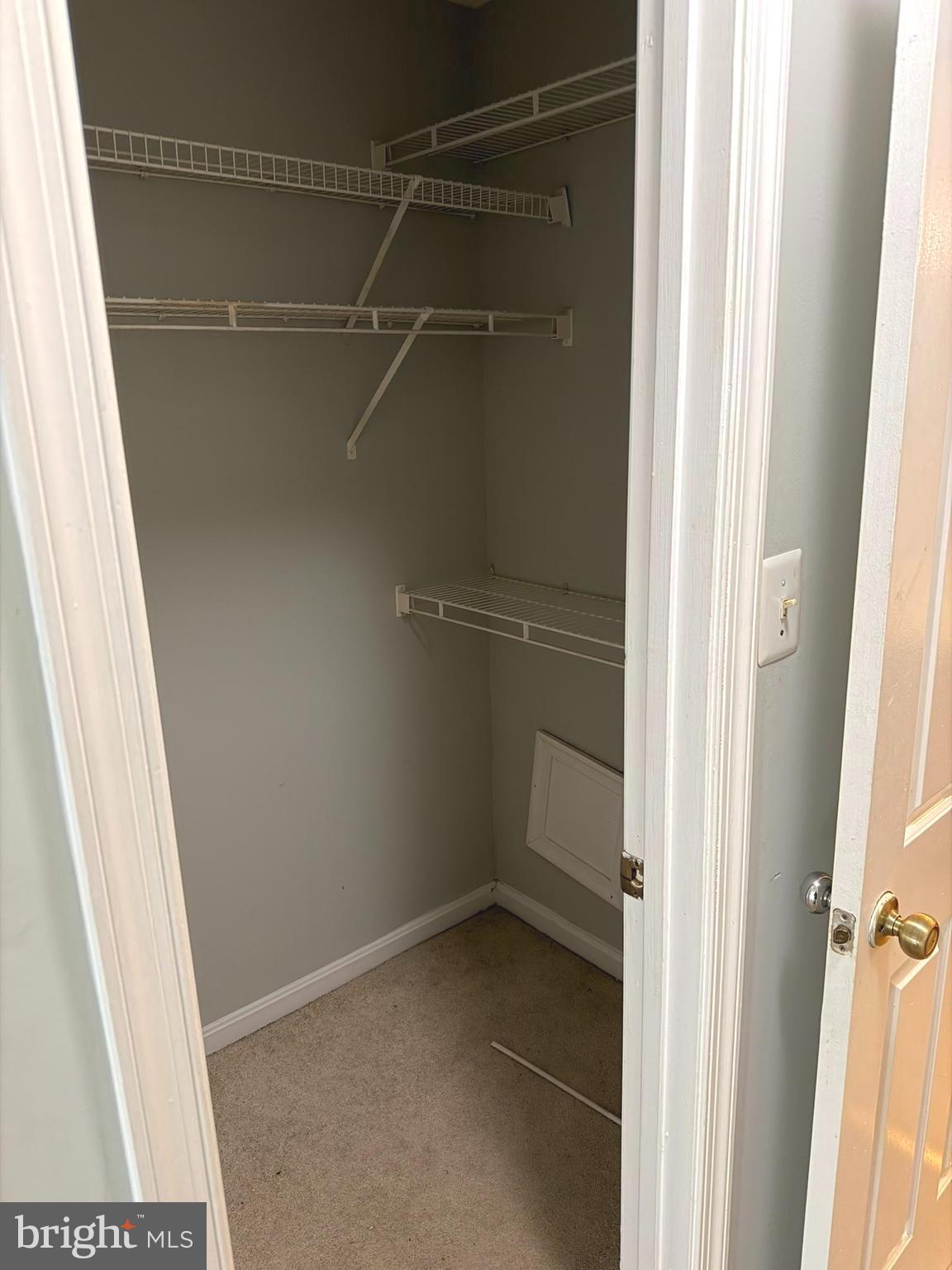 MAYFAIR - Residential