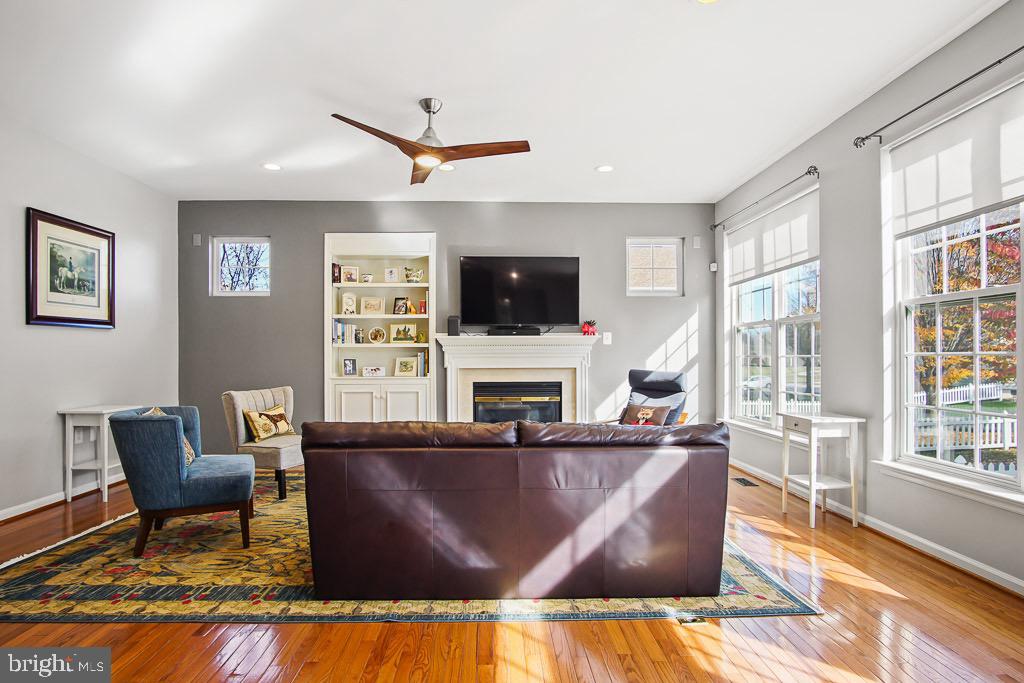 HUNTFIELD - Residential