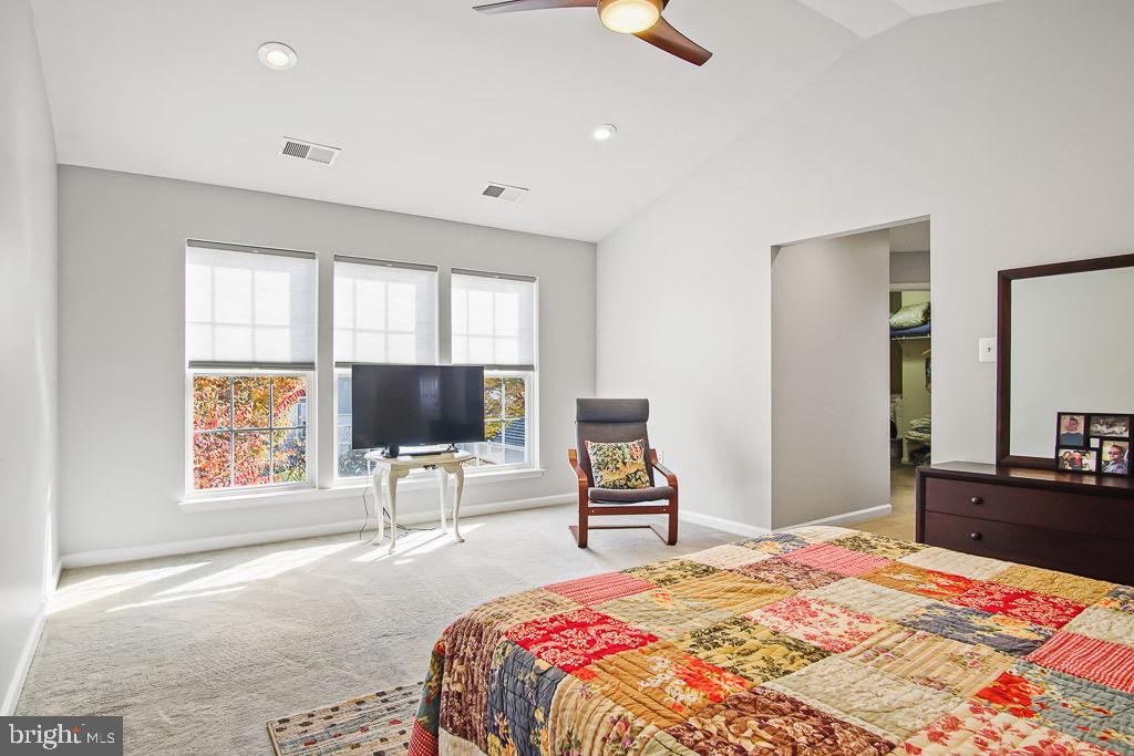 HUNTFIELD - Residential