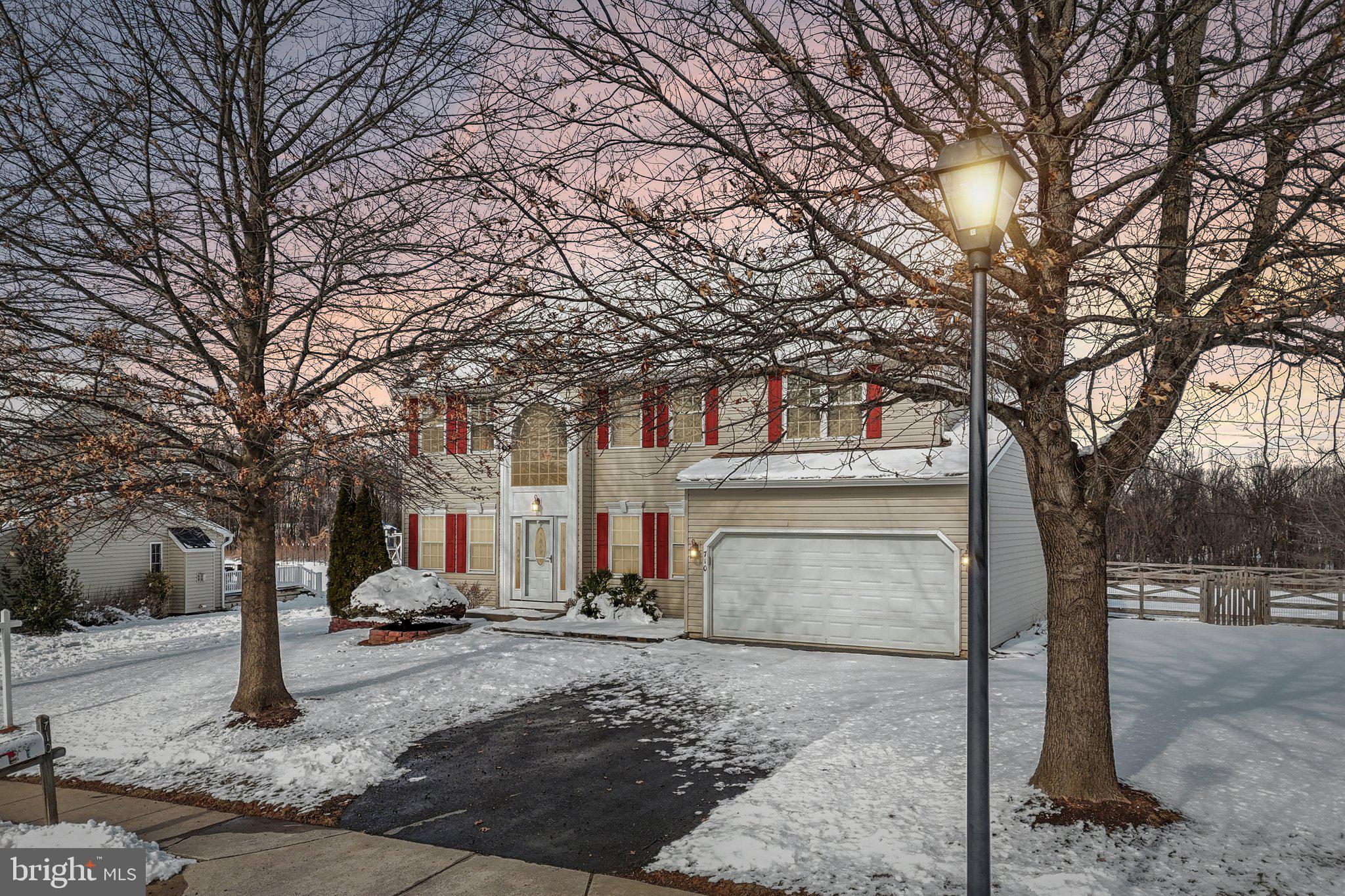 SUMMIT RIDGE - Residential