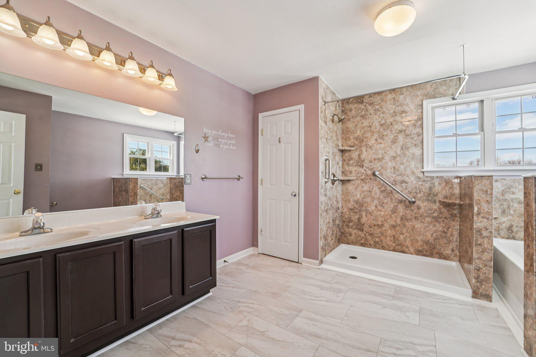 SUMMIT RIDGE - Residential