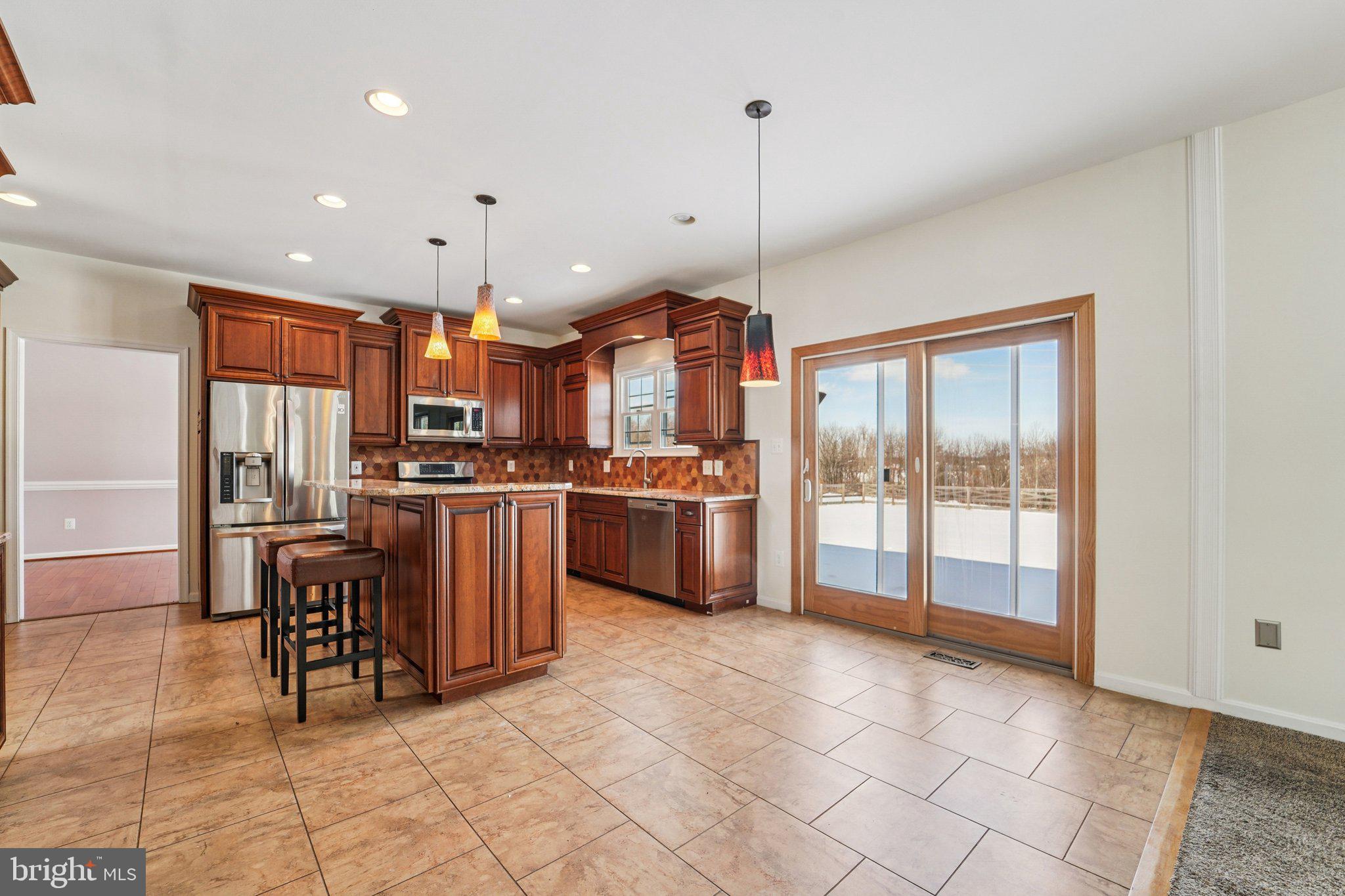 SUMMIT RIDGE - Residential