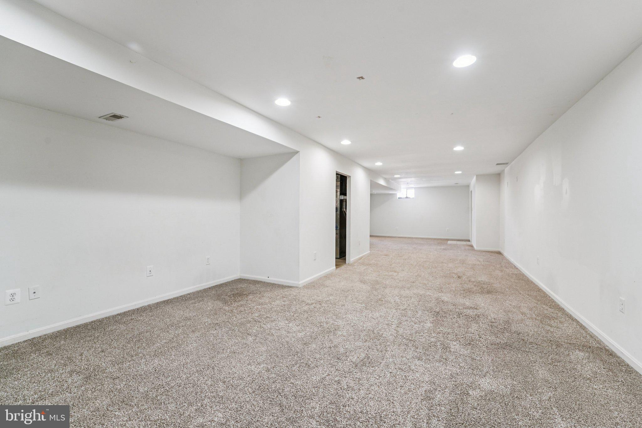 SUMMIT RIDGE - Residential