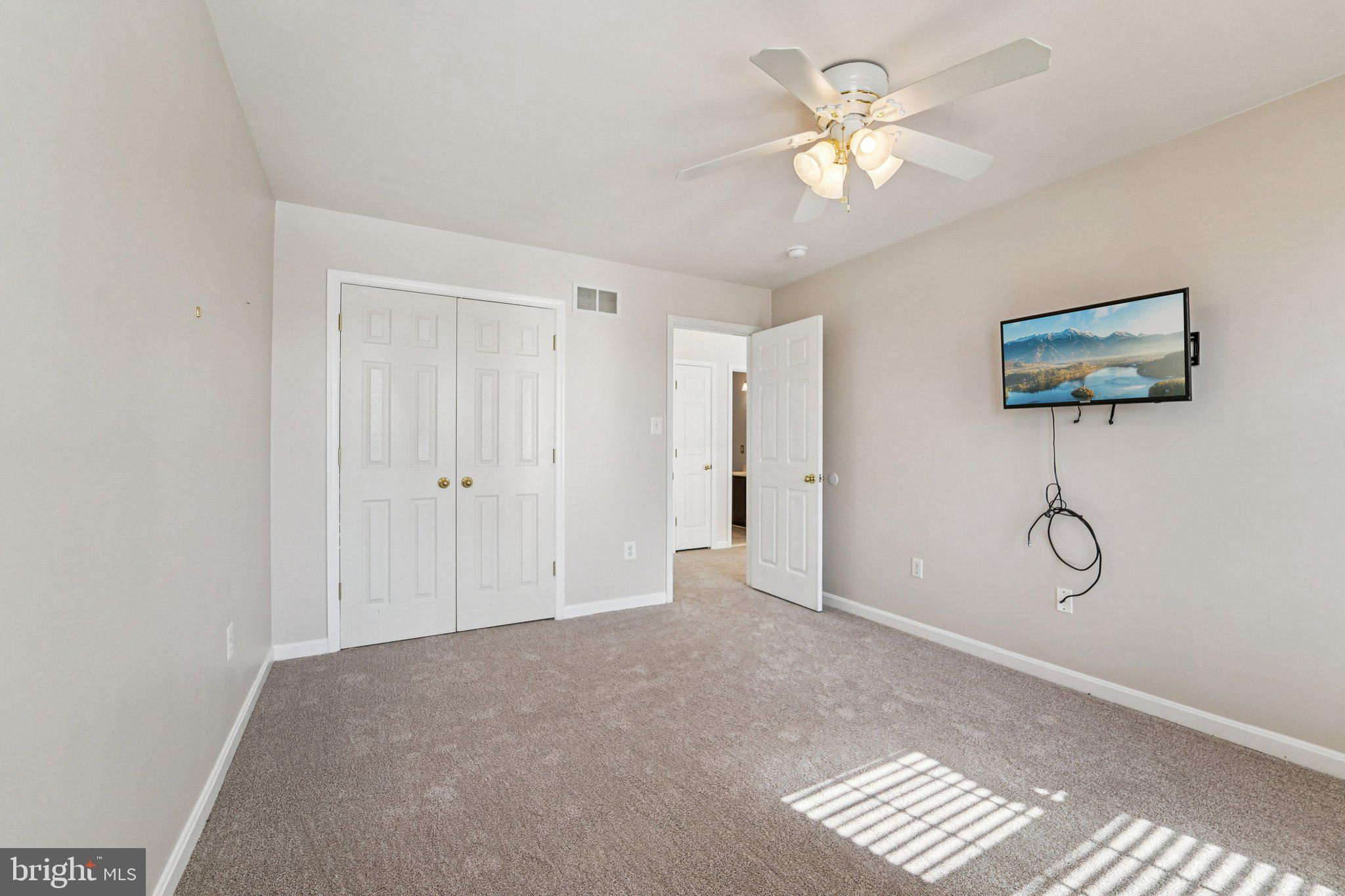 SUMMIT RIDGE - Residential