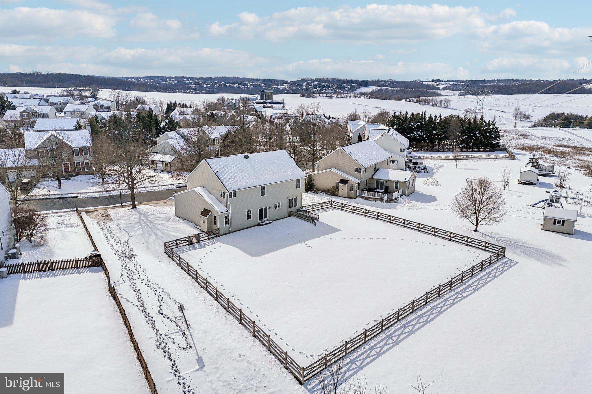 SUMMIT RIDGE - Residential