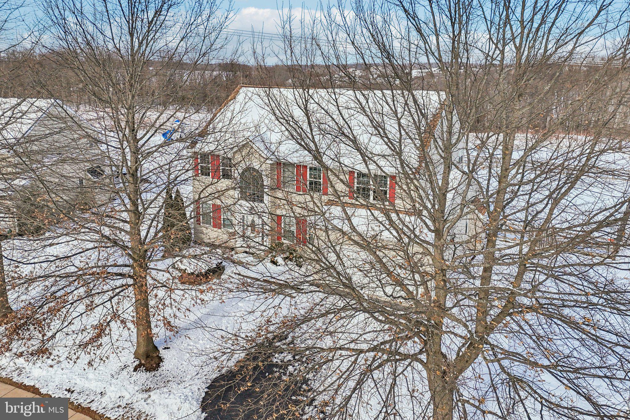 SUMMIT RIDGE - Residential