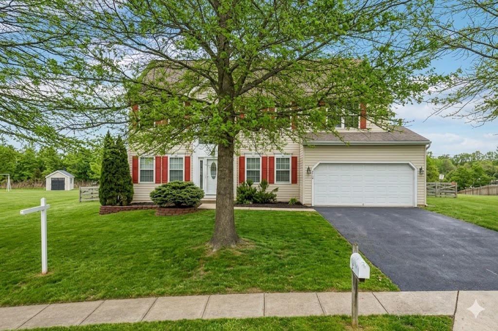 SUMMIT RIDGE - Residential