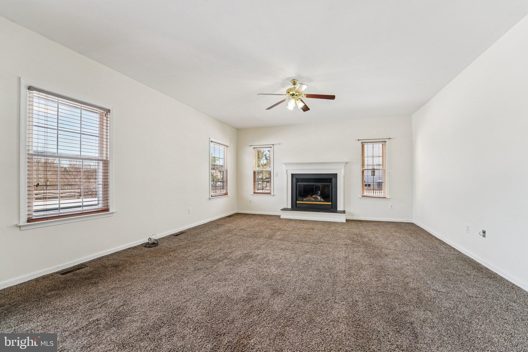 SUMMIT RIDGE - Residential