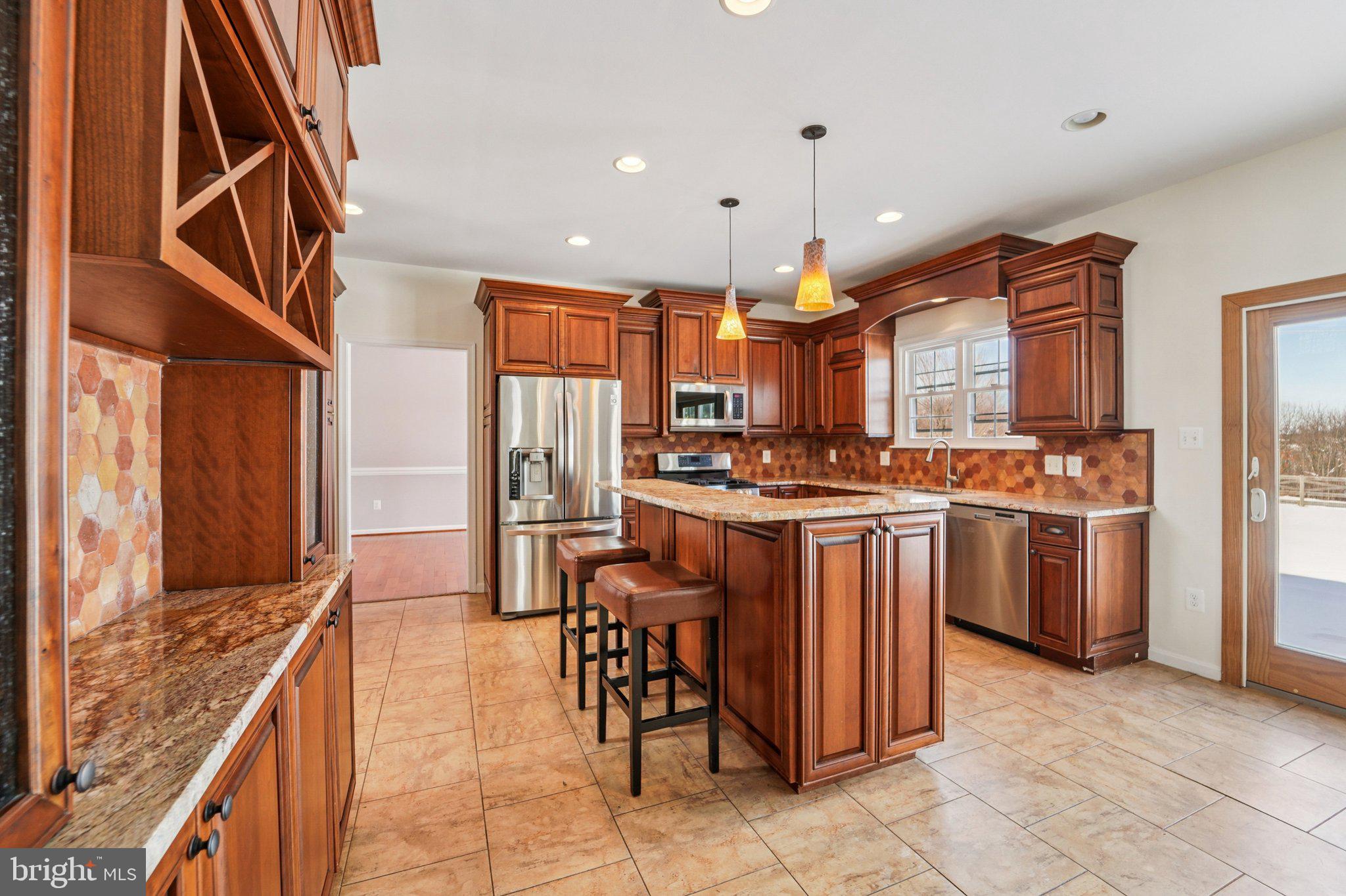 SUMMIT RIDGE - Residential