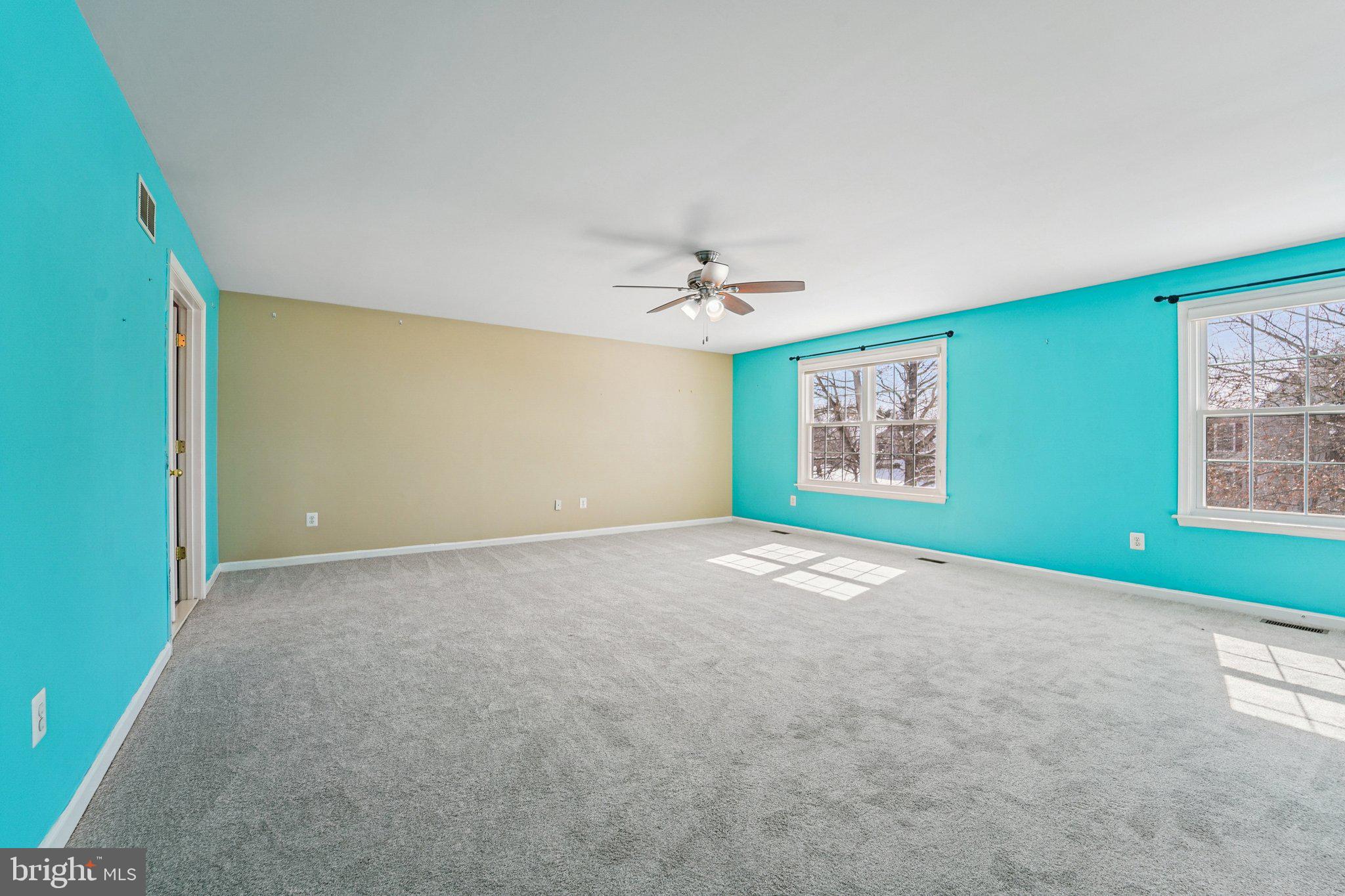 SUMMIT RIDGE - Residential