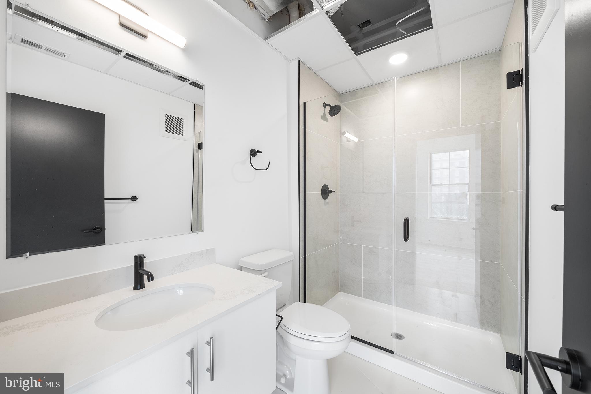 BELLA VISTA - Residential Lease