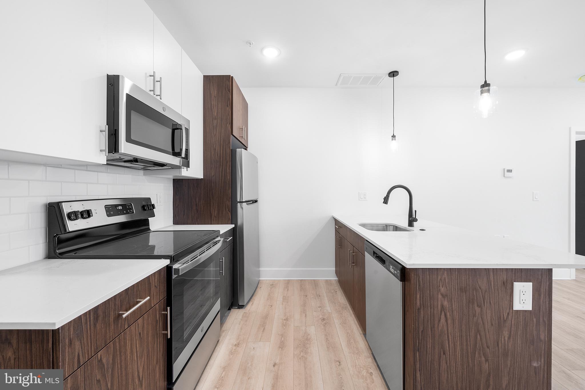 BELLA VISTA - Residential Lease